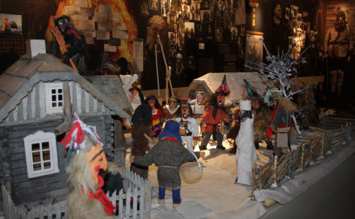 40_Uzgaveniu ekspozicijoje. R.Ivanausko n.jpg